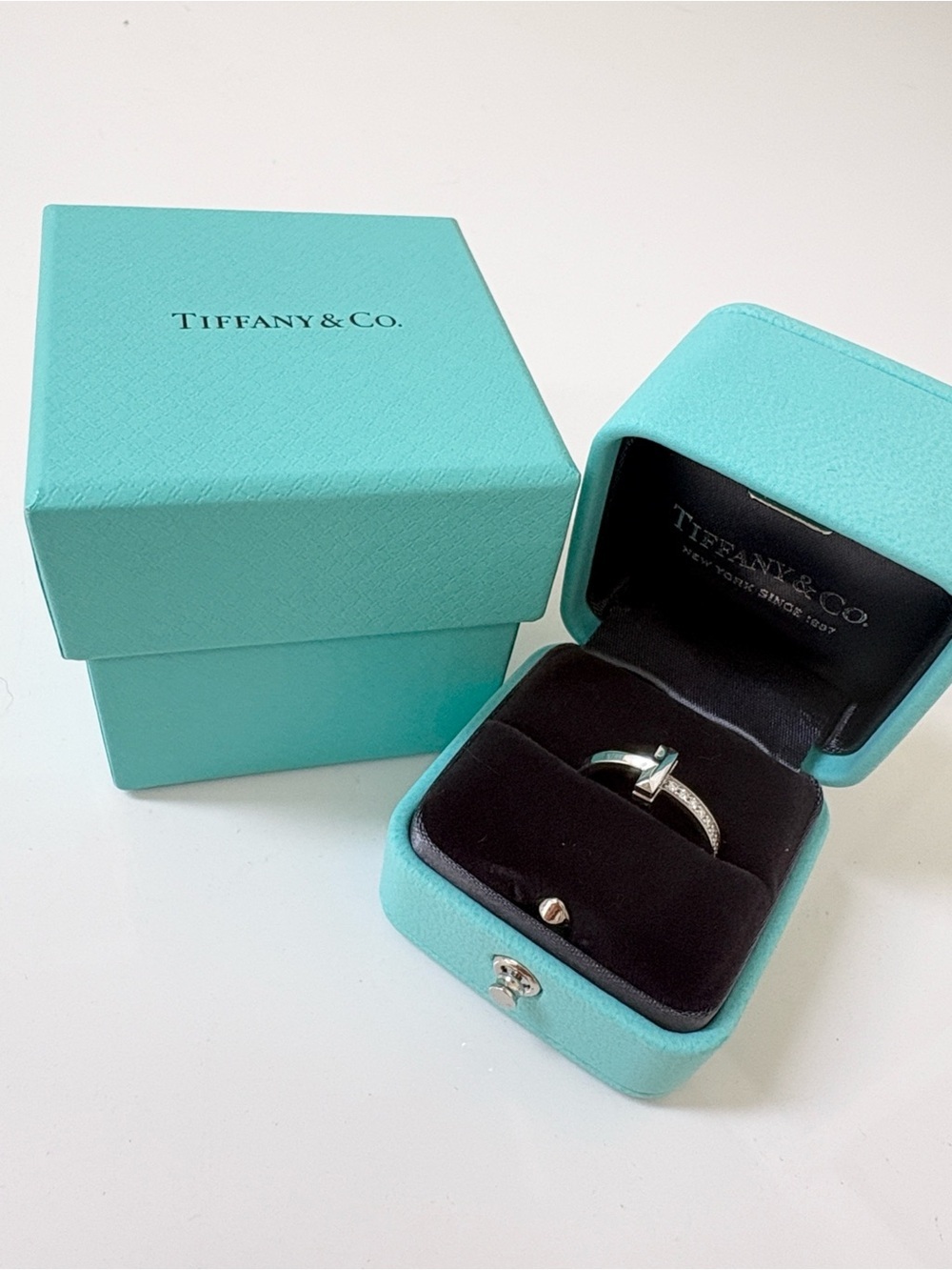 Tiffany & Co. T1 18K White Gold Diamond Ring 2.5mm Size 6
